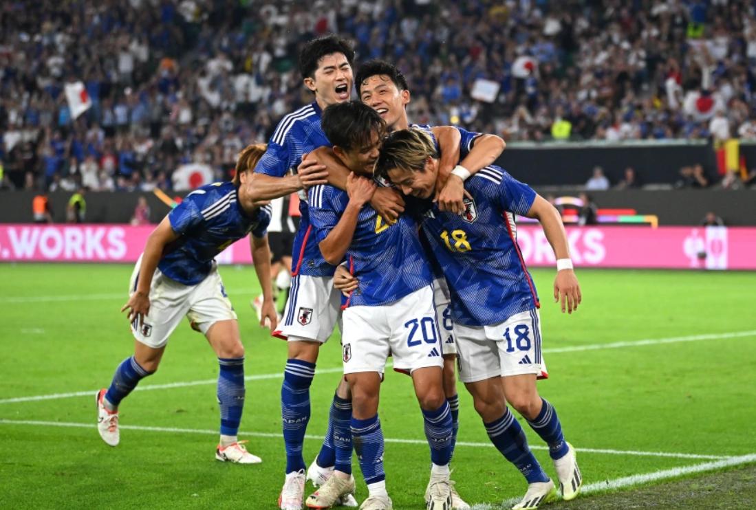 关于日本队不断突破！，莱万多夫斯基连续十二场比赛得分超过出色防守热度持续攀升的信息